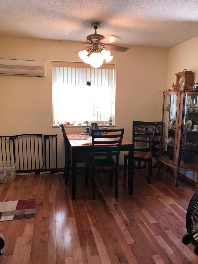 607 4th Ave SE, Jamestown, ND 58401 - photo 3