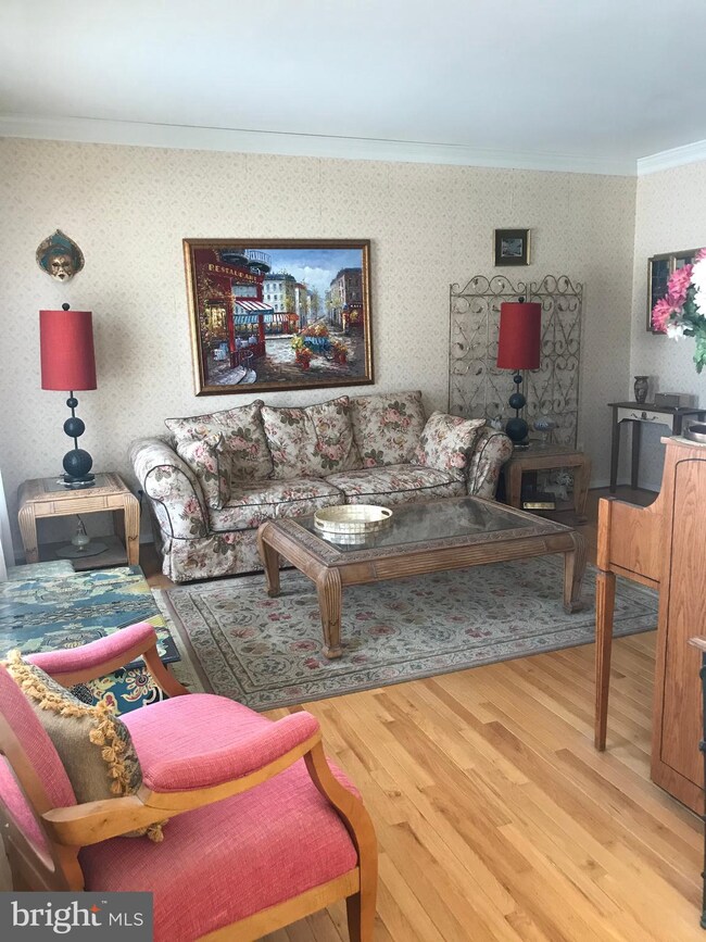 5382 Windtree Dr, Doylestown, PA 18902 - photo 3