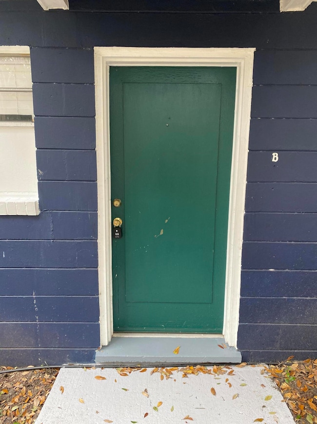 4520 Holmes Ave unit B, North Charleston, SC 29405 - photo 2