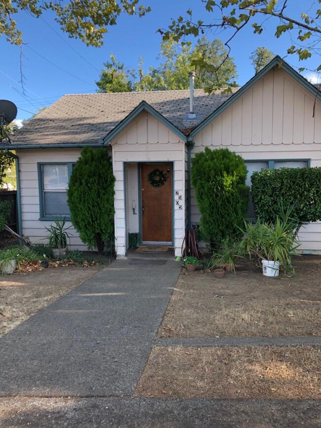 2505 Old Eureka Way, Redding, CA 96001 - photo 7