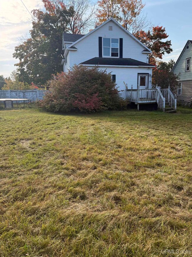 232 W Jasper St, Gwinn, MI 49841 - photo 7