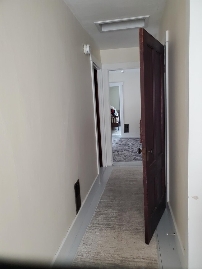 2 Lisle Hill Rd, Wilmington, VT 05363 - photo 3