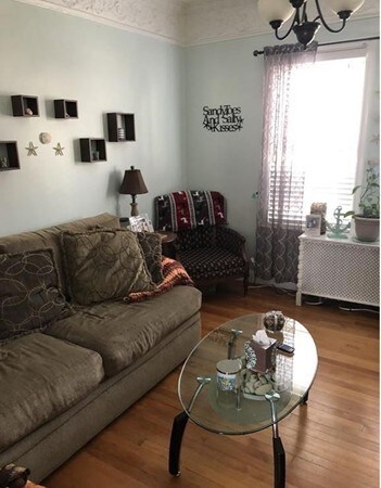 222 Shute St unit 1, Everett, MA 02149 - photo 4