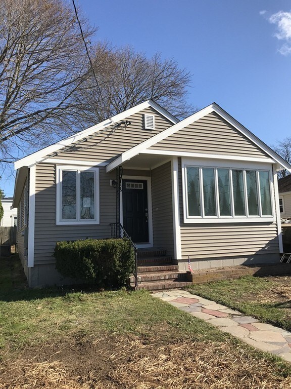 136 Arnold Rd, Marshfield, MA 02050 - photo 3