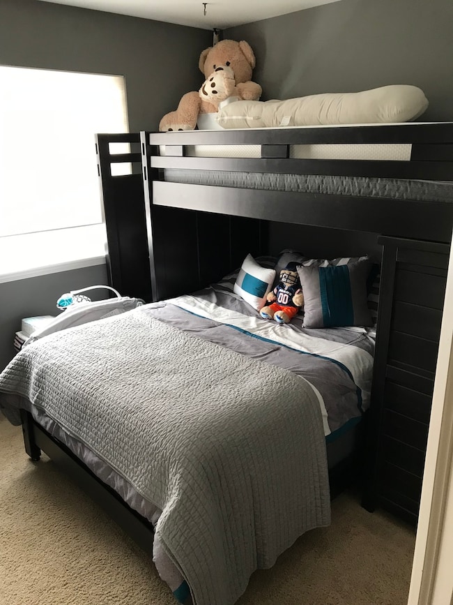 28082 W Niagara St unit 52, McHenry, IL 60051 - photo 2