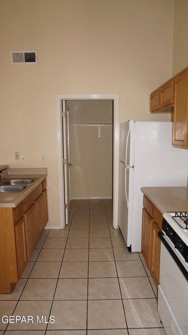 6. Kitchen