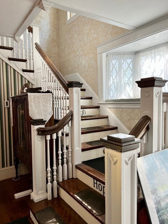 38 Crescent St unit 3, Franklin, MA 02038 - photo 2