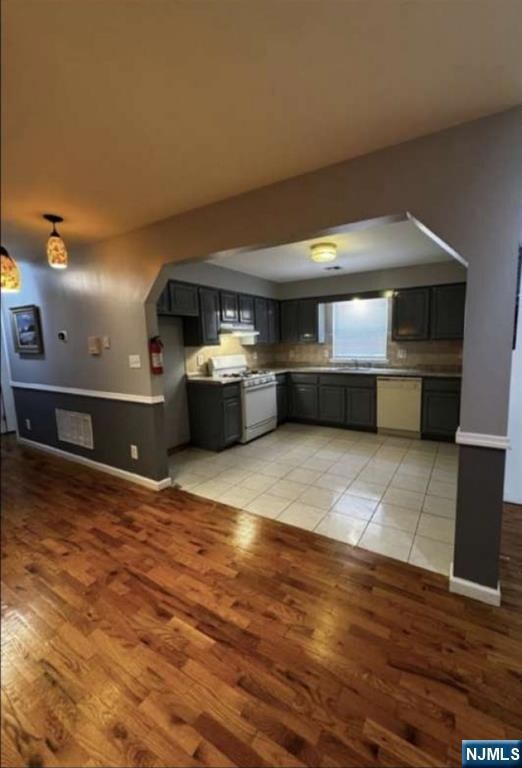 29 Mapes Ave, Newark, NJ 07112 - photo 3