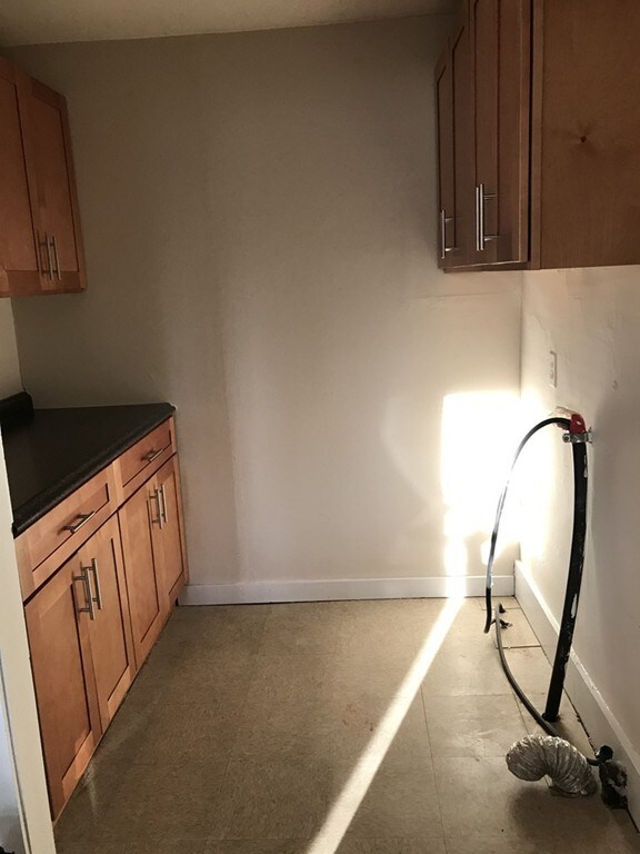 170 Munsing St unit 1, Ludlow, MA 01056 - photo 3