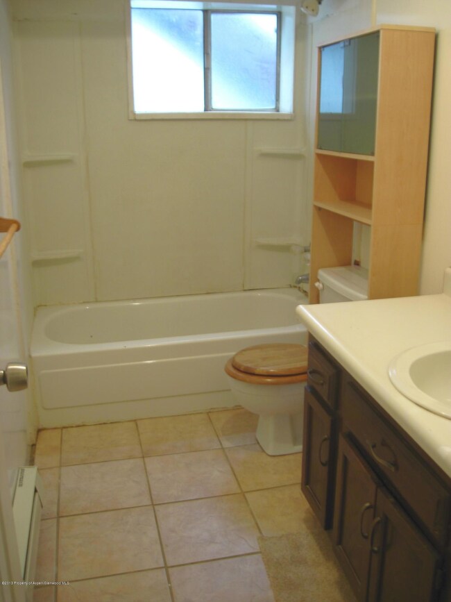 lower bath