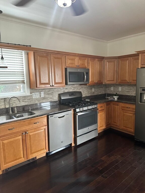 282 Orange St unit 1, Fall River, MA 02720 - photo 3