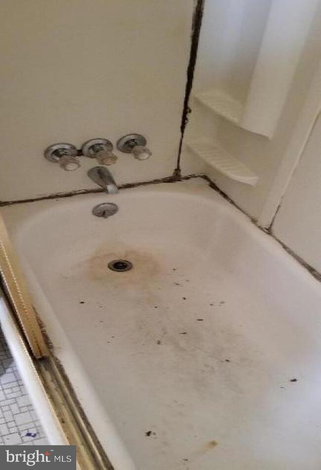 2626 Lauretta Ave, Baltimore, MD 21223 - photo 6