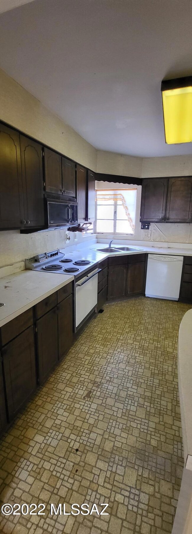 2815 E 8th St, Tucson, AZ 85716 - photo 6