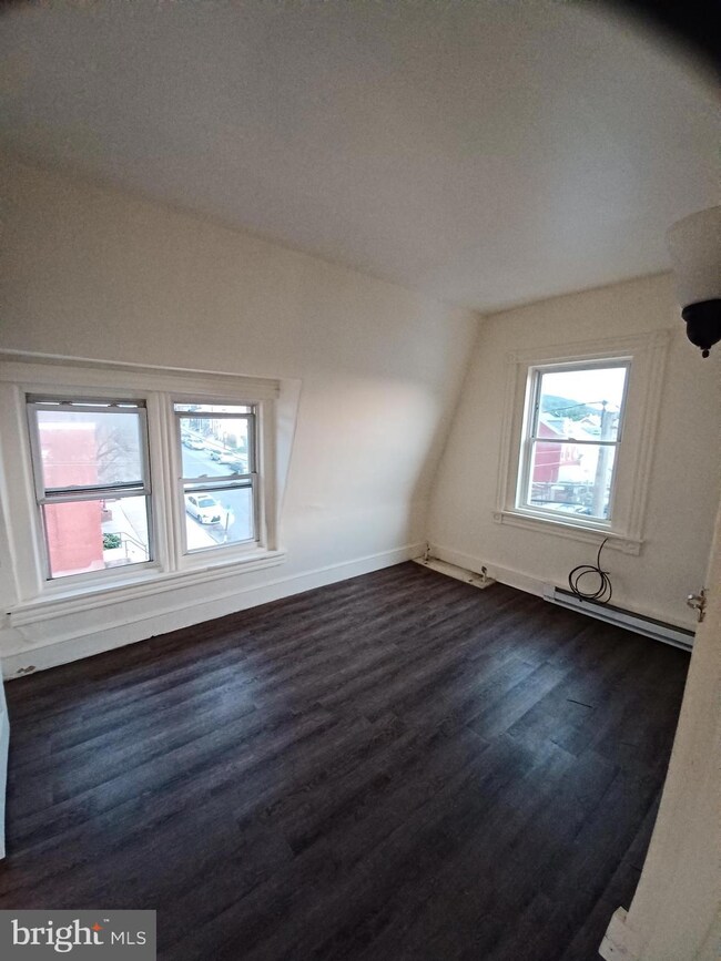 1801 Cotton St unit 2, Reading, PA 19606 - photo 7