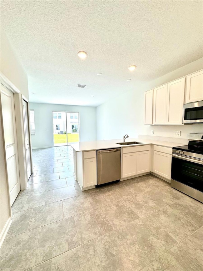 3106 Laurent Loop, Davenport, FL 33837 - photo 3