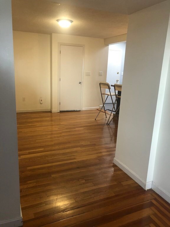 21 Superior St unit `1, Swampscott, MA 01907 - photo 6