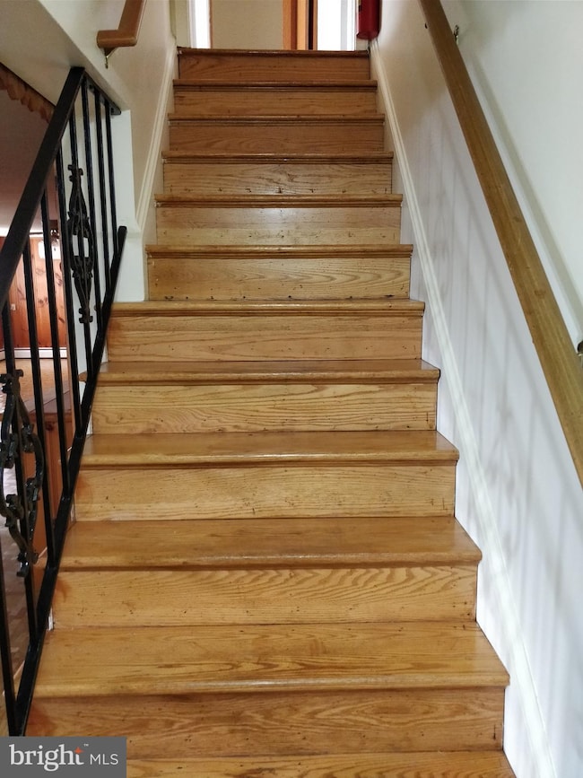 3124 Vinewood Place, Falls Church, VA 22044 - photo 7