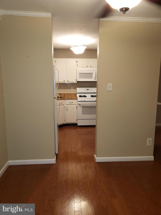 2007 Ravens Row unit 2007, Marlton, NJ 08053 - photo 5