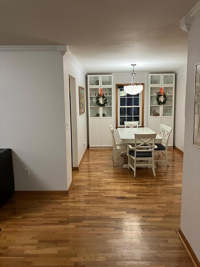 905 Collins Ln, Frankfort, KY 40601 - photo 4