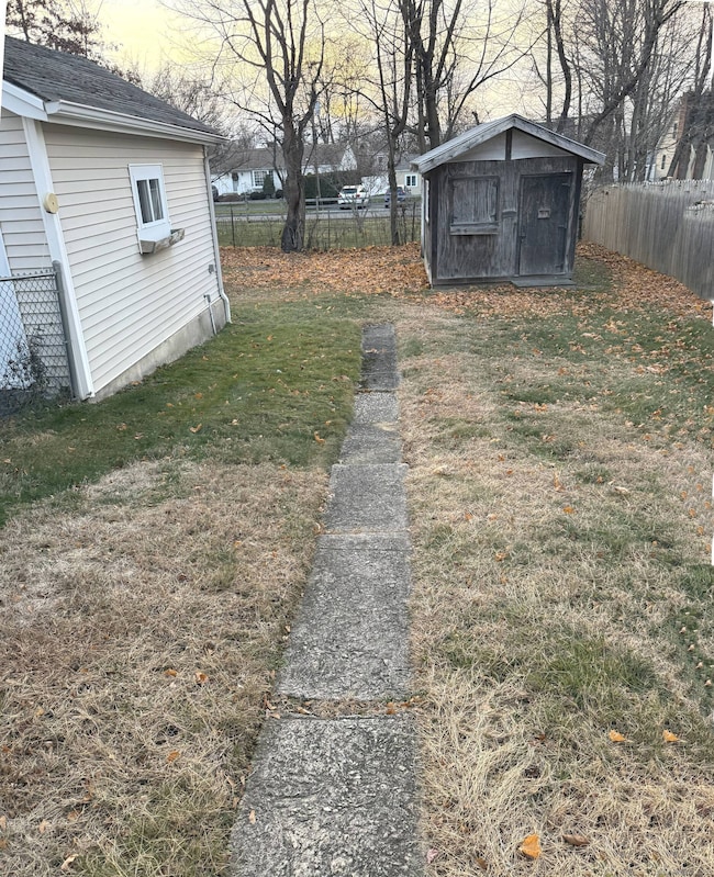 17 Reservoir Ave, Norwalk, CT 06850 - photo 3