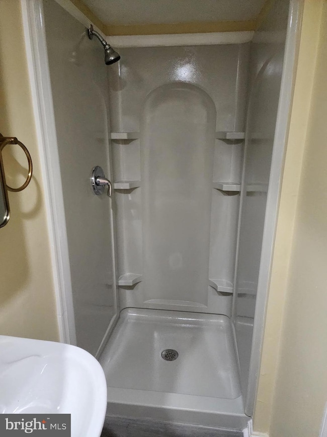 1529 Clairidge Rd, Gwynn Oak, MD 21207 - photo 7