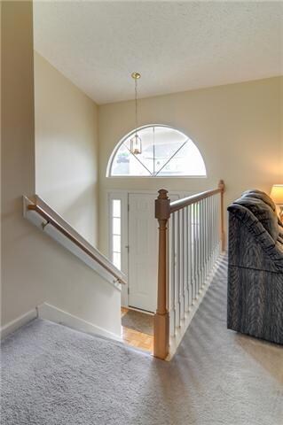 Open foyer leads to upper and lower levels....