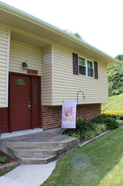 6302 Hillside Rd, Germansville, PA 18053 - photo 3