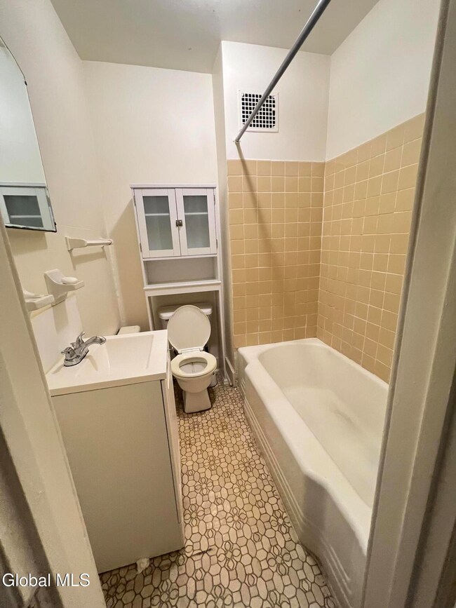 156 Jay St unit 6, Albany, NY 12210 - photo 7