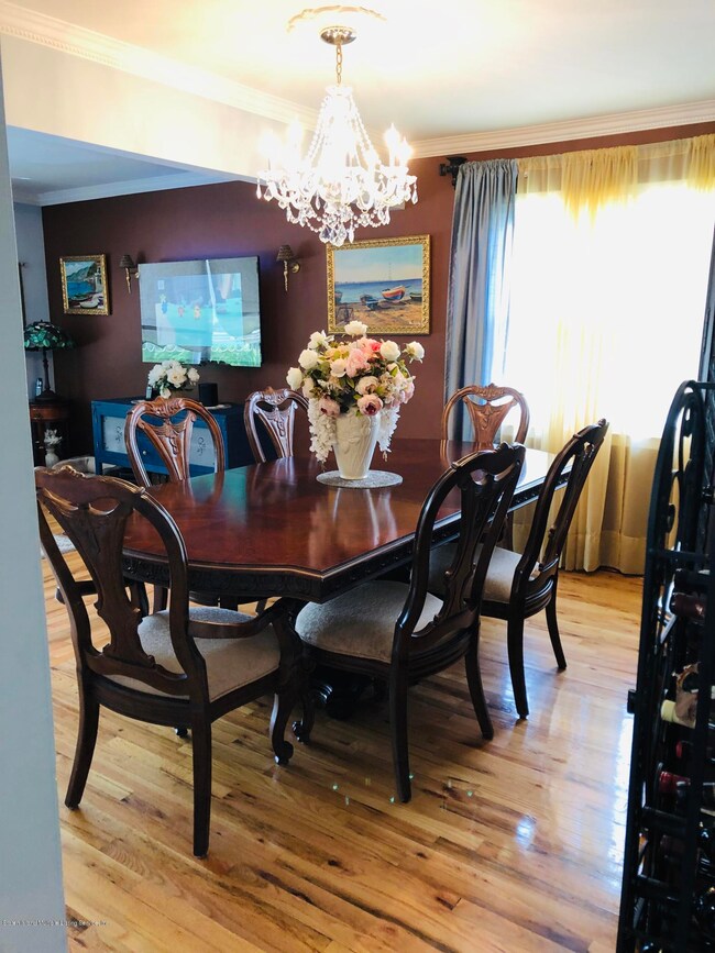 922 Bard Ave, Staten Island, NY 10301 - photo 7