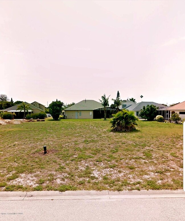 14 Cove View