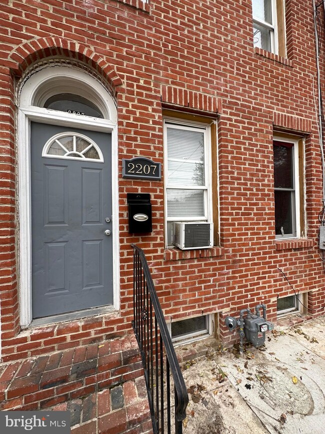 2207 Carter St, Wilmington, DE 19802 - photo 2
