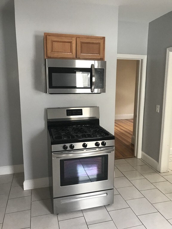 17 Wareham St unit 1, Medford, MA 02155 - photo 2