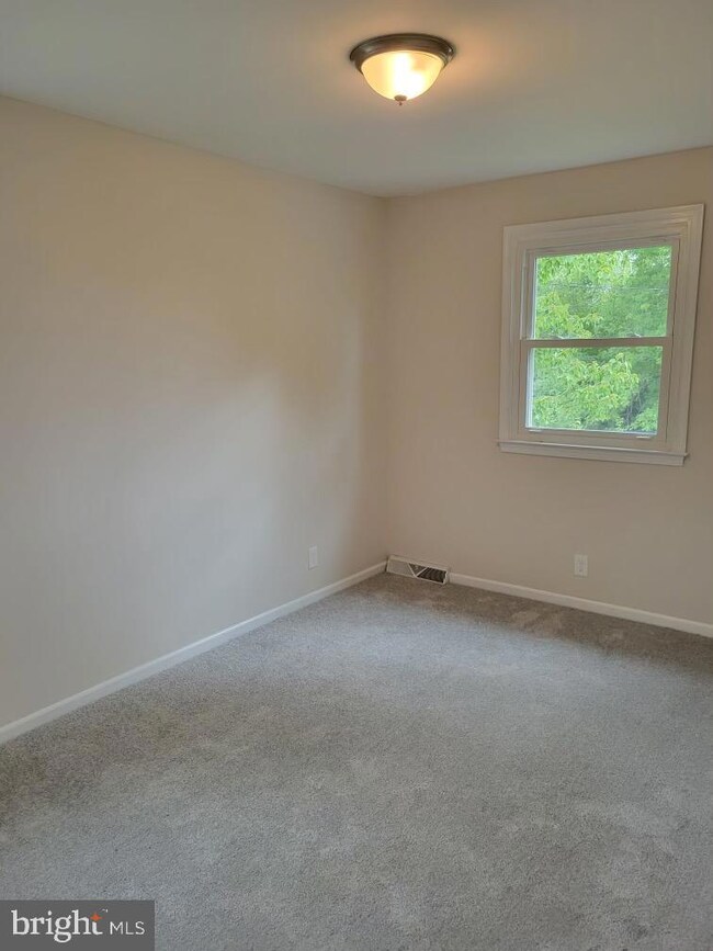 1115 Gray Ct, New Castle, DE 19720 - photo 4