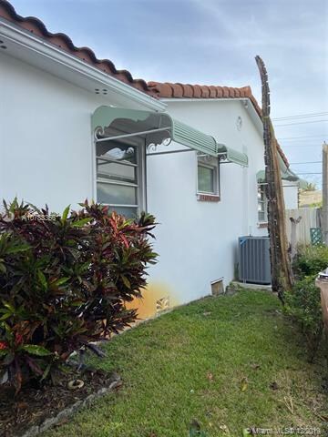 423 41st St unit 1, West Palm Beach, FL 33407 - photo 4