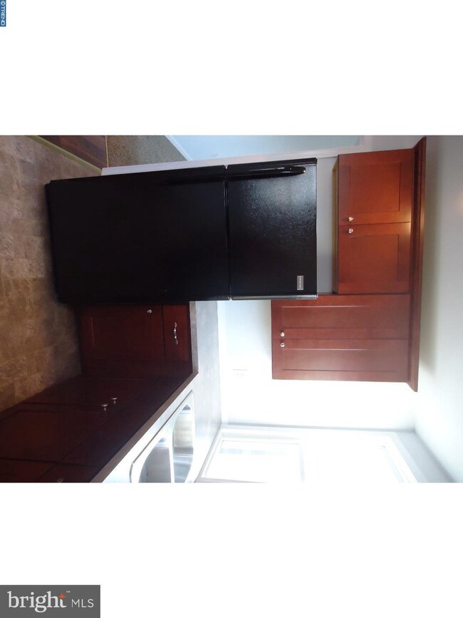 136 W State St unit 2B, Hamburg, PA 19526 - photo 3