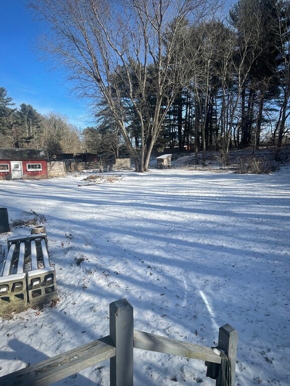 33 N Sullivan Rd unit A, Charlton, MA 01507 - photo 5