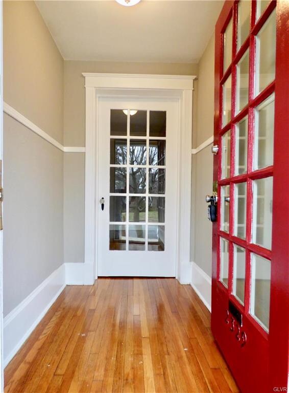 2329 W Fairview St, Allentown, PA 18104 - photo 3