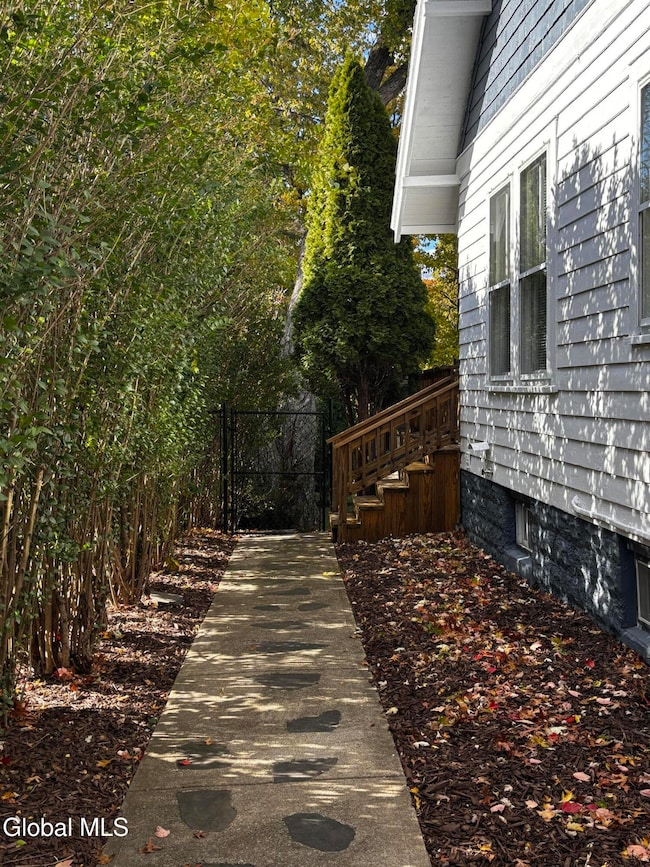 226 N Greenbush Rd, Troy, NY 12180 - photo 5