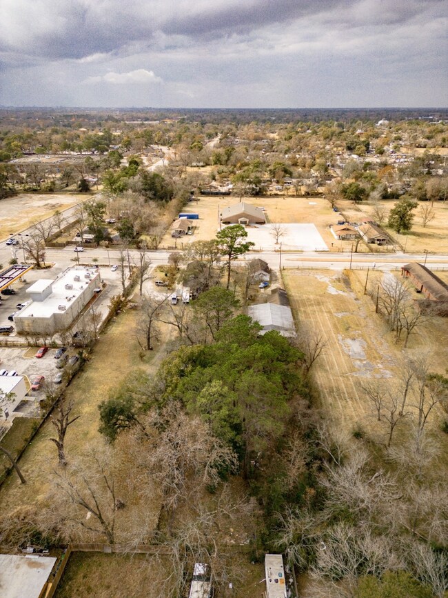 7906 Lockwood Dr, Houston, TX 77016 - photo 3