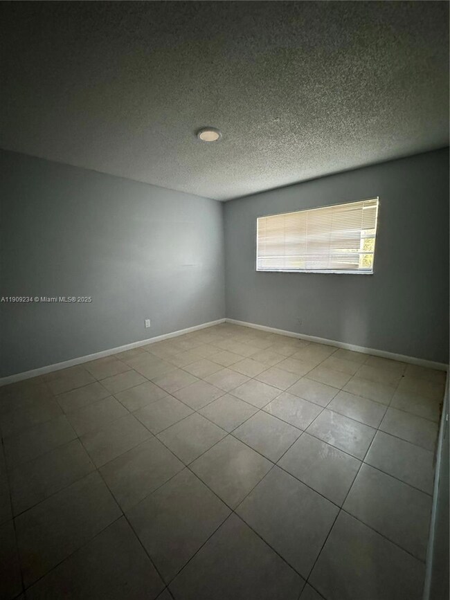 6840 Pembroke Rd unit 215, Miramar, FL 33023 - photo 2