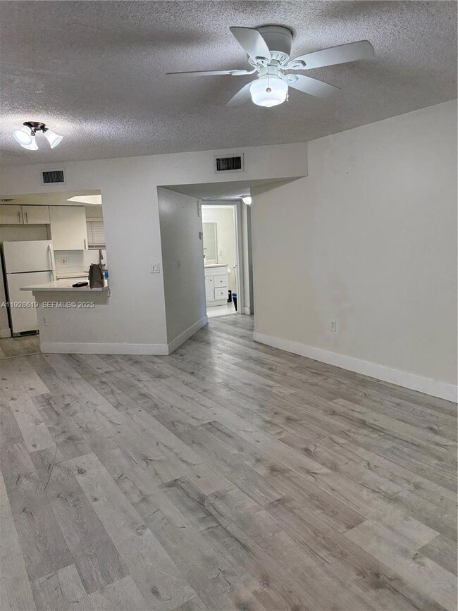 8353 Lake Dr unit 107, Doral, FL 33166 - photo 6