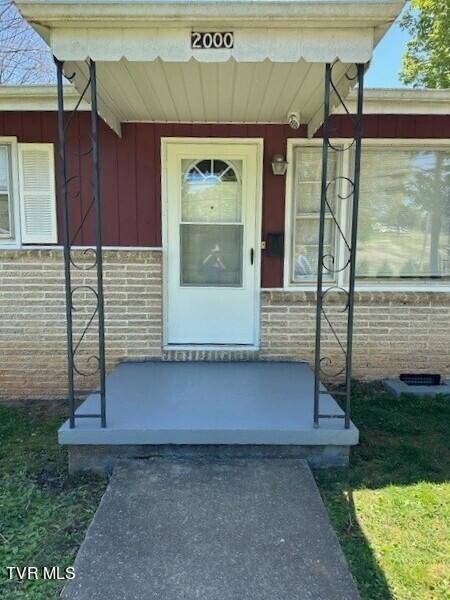 2000 E Unaka Ave, Johnson City, TN 37601 - photo 4