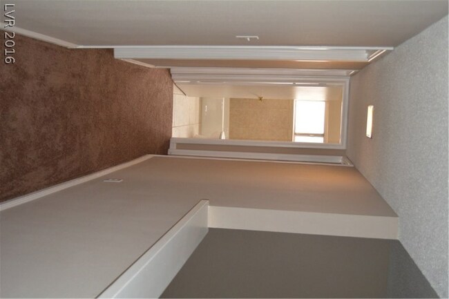 1417 N Mojave Rd, Las Vegas, NV 89101 - photo 7