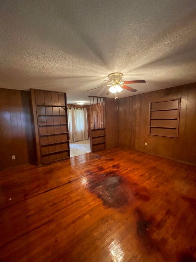 308 Schwall Rd, Havana, FL 32333 - photo 4