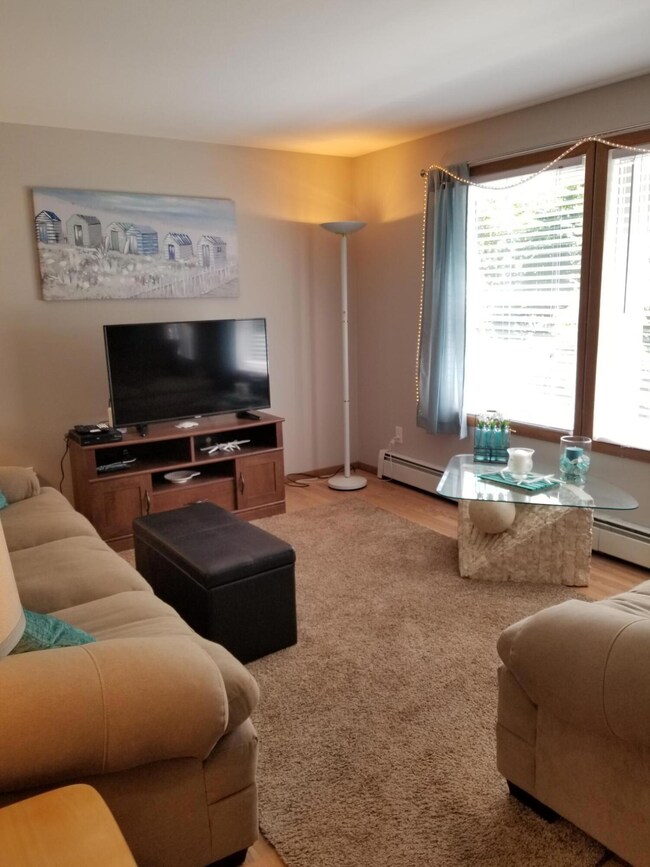 22 Blueberry Ln, York, ME 03909 - photo 4