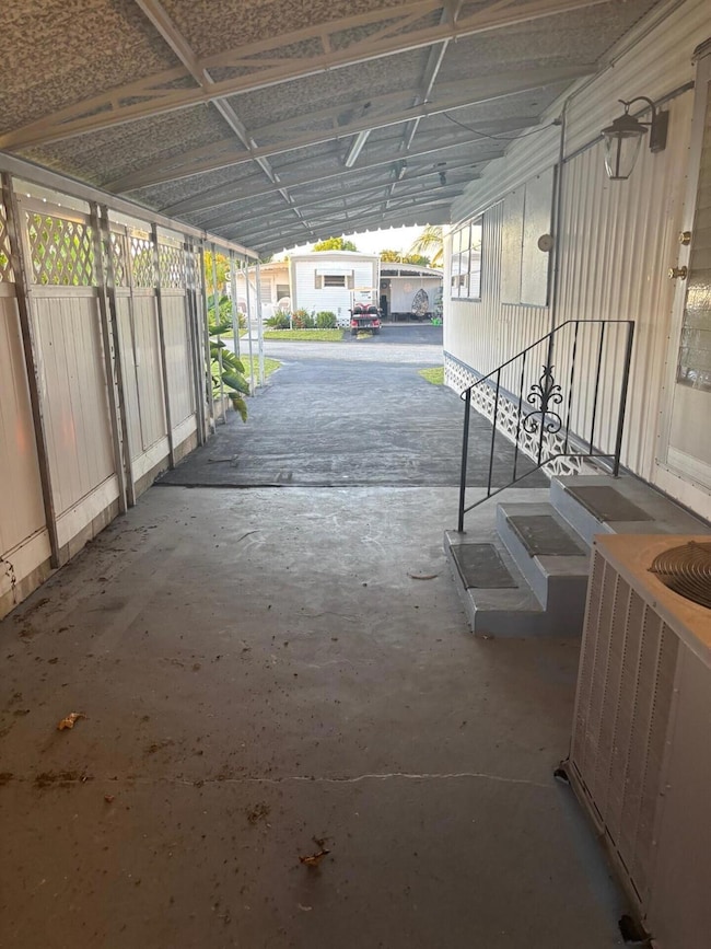 562 NE 47th St, Lighthouse Point, FL 33064 - photo 7