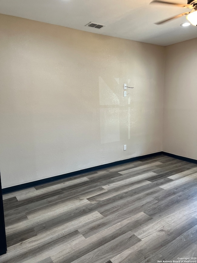 405 W Sabinal St unit A, Uvalde, TX 78801 - photo 3