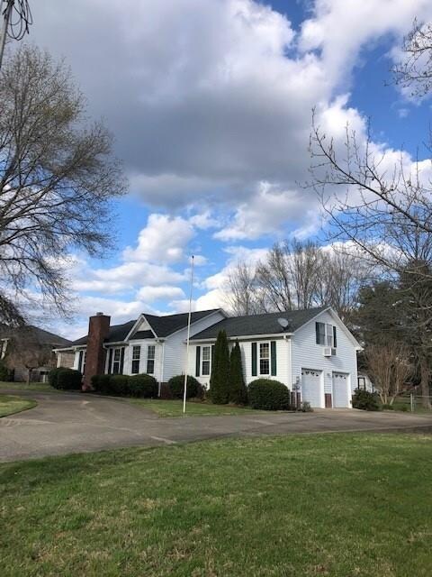 110 Northwood Ave, Shelbyville, TN 37160 - photo 5