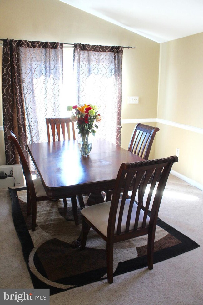 2434 Alma Rd, Halethorpe, MD 21227 - photo 5