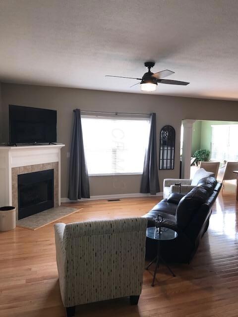 Great Room Hardwood Floors